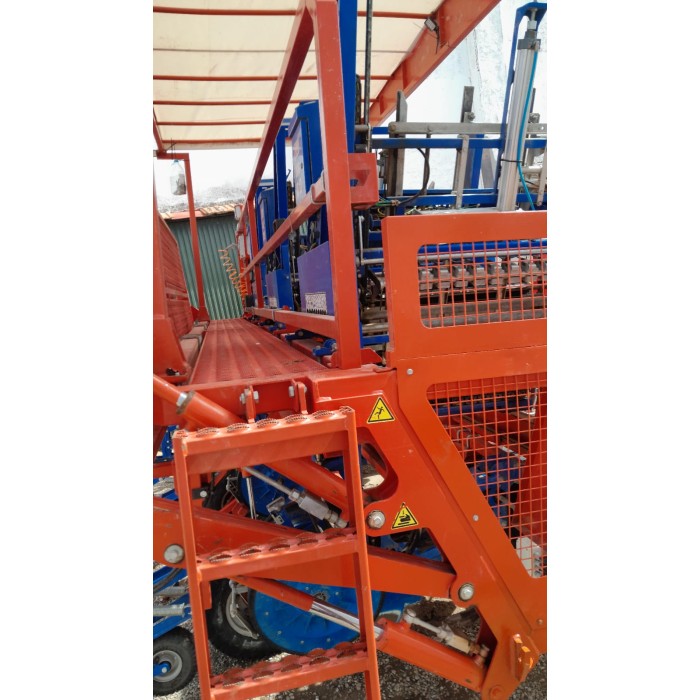 TRAPIANTATRICE FUTURA 3 ROBOT, ANNO 2018